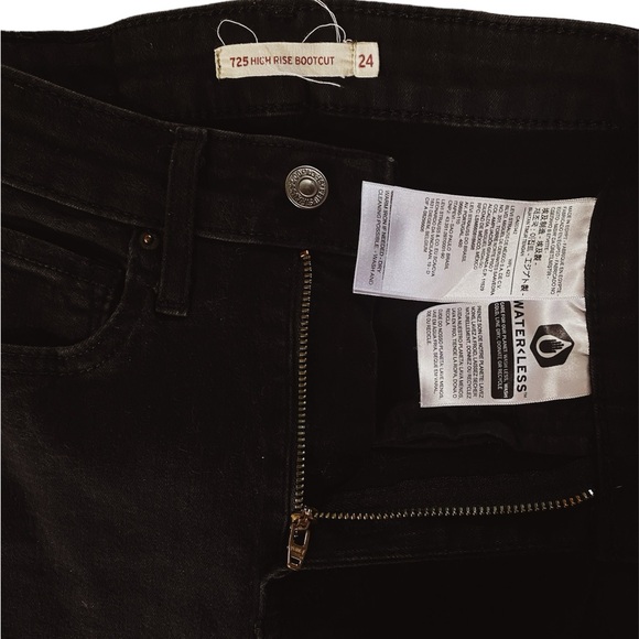 Levi’s High Rise Bootcut Jeans - Picture 4 of 4